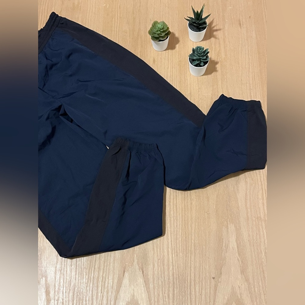 Lululemon Evergreen Track Pant - Picture 6 of 12